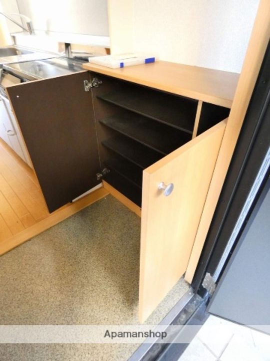 フレアコートの内装