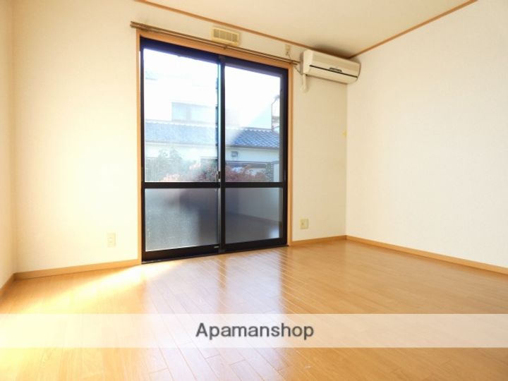 フレアコートの居間