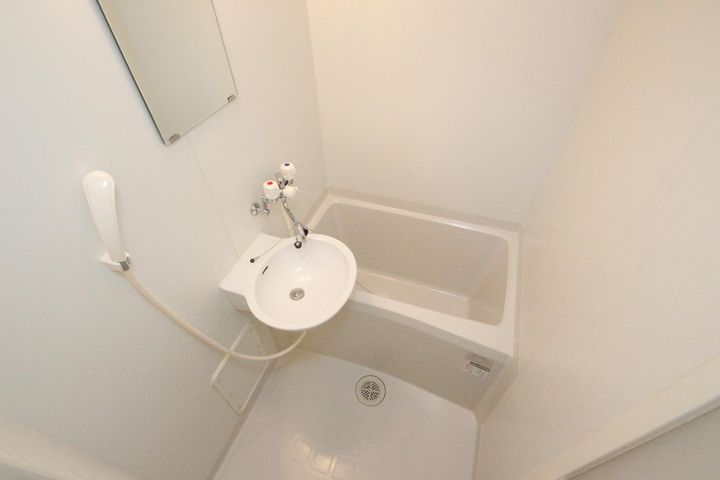 レオパレスデ セルフィートの風呂