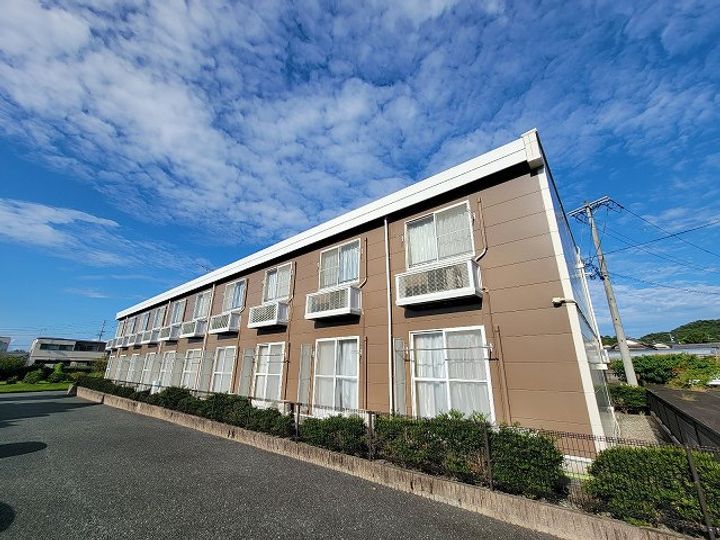 レオパレスあいのの外観