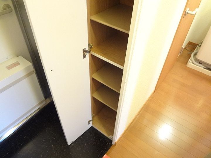 レオパレス毬Ⅱの玄関