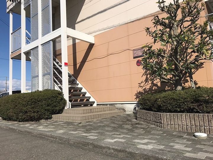 レオパレス毬Ⅱの外観