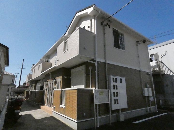 ラークヒルズ205の外観