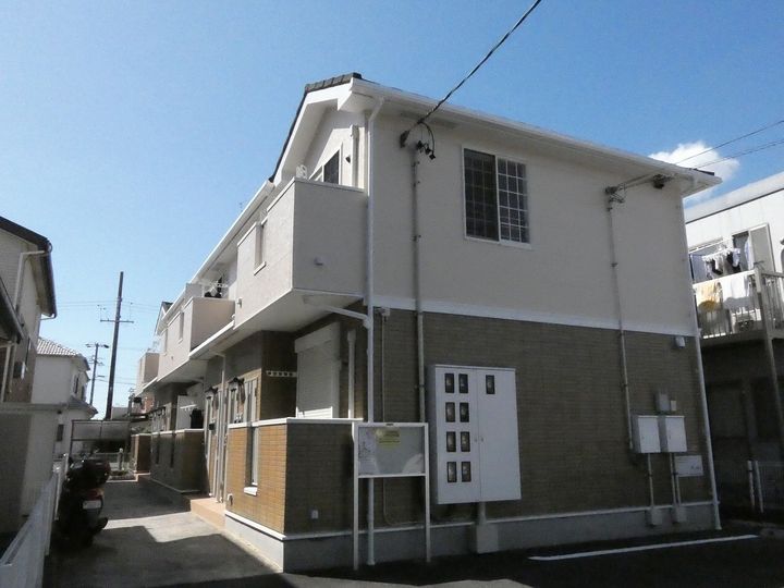 ラークヒルズ205の外観