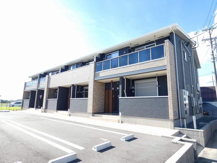 ウニコ ルウォーゴの外観