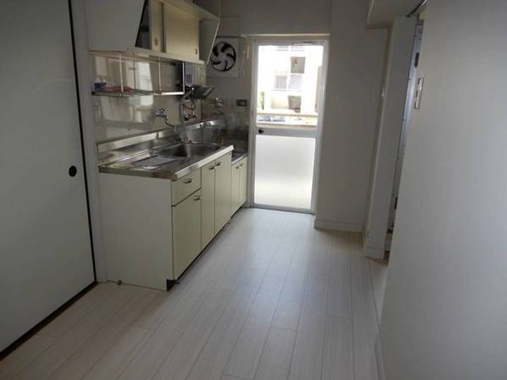 ビレッジハウス国本2号棟0201の内装