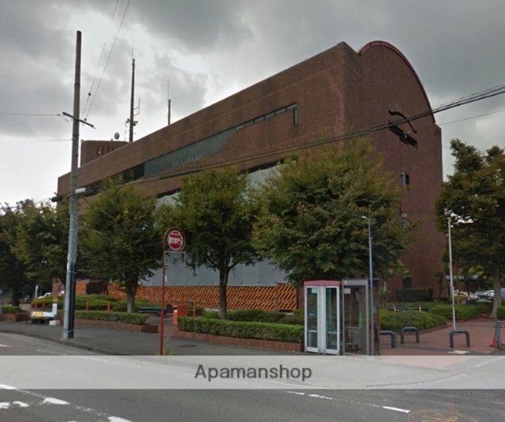 ブリーズ柳Bの周辺