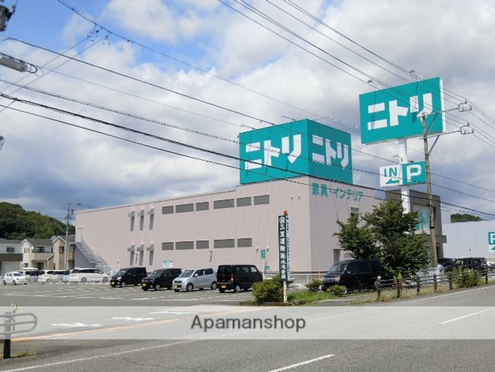 ハイツモンブランB105の周辺