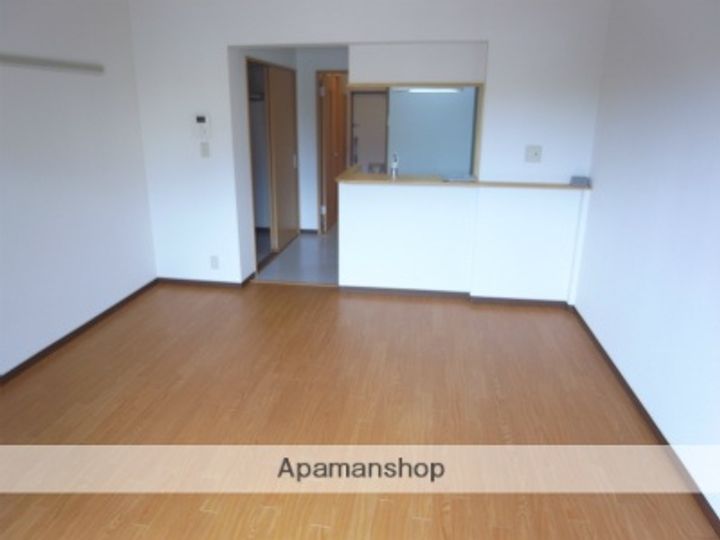 カルミア107の居間