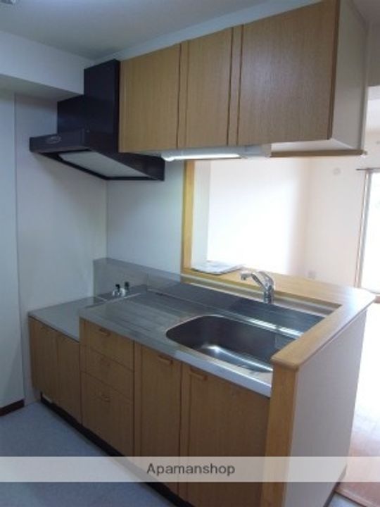 カルミア107のキッチン