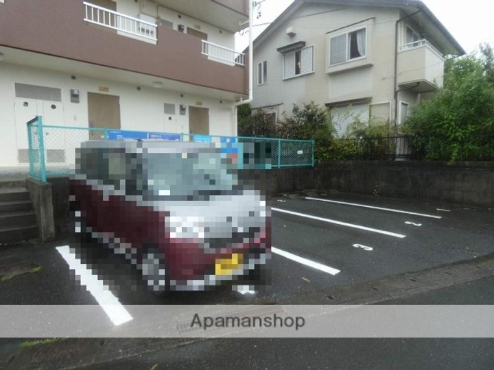 アパルト−ノインのその他画像