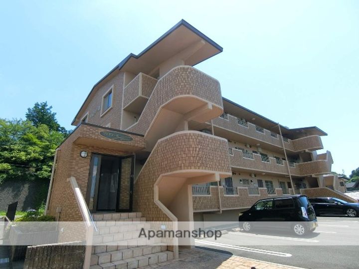 グロワール303の外観