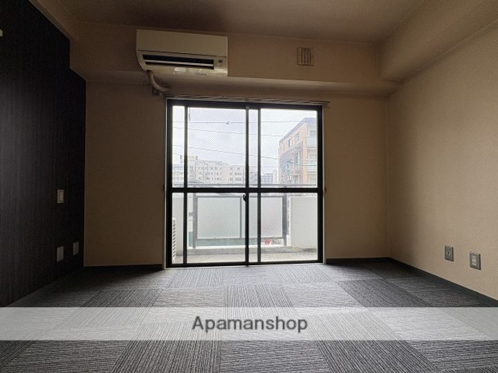 メイクスⅠ八幡の居間