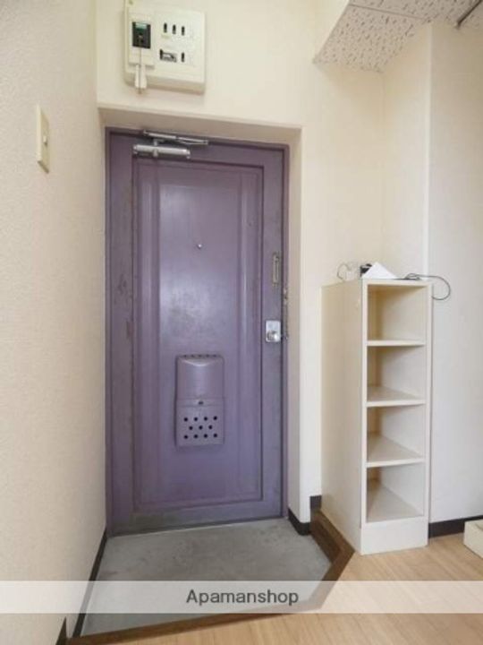 サンシャルム佐藤町の玄関