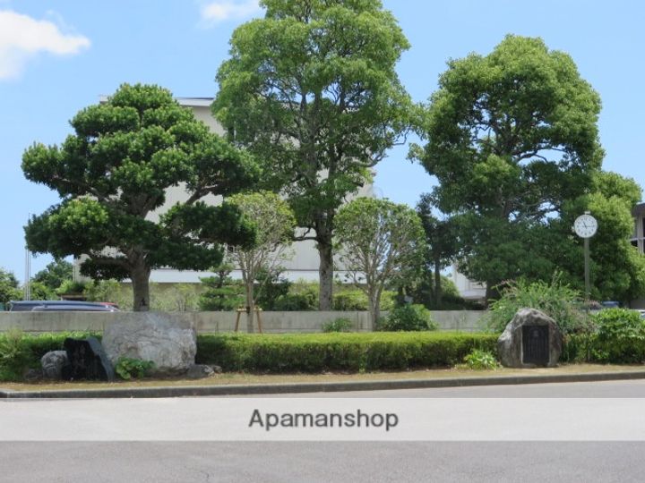 サンビレッジBの周辺