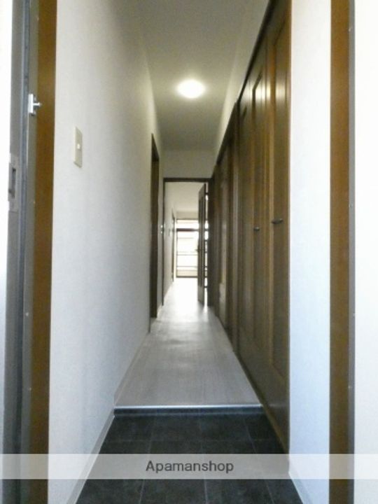 スクエア5の玄関