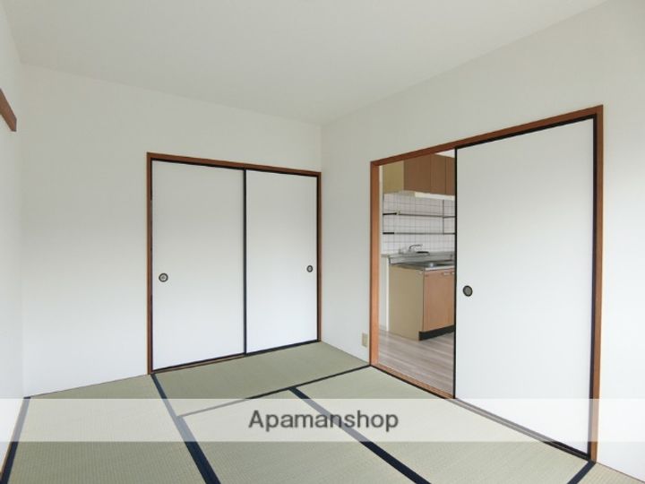 レーニア103の内装