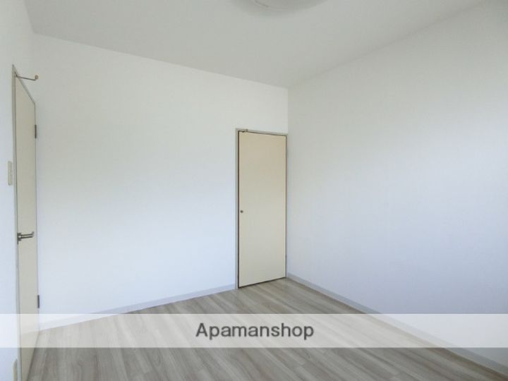 レーニア103の内装