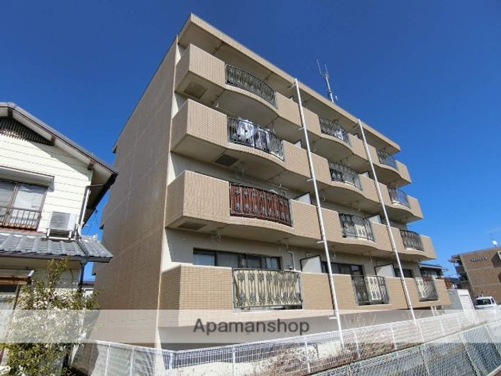 レーニア103の外観