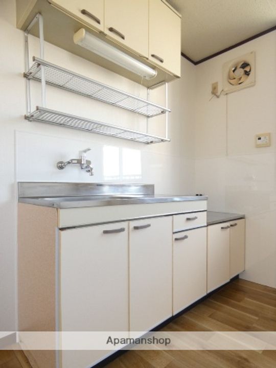 メゾン・ソレーユ101のキッチン