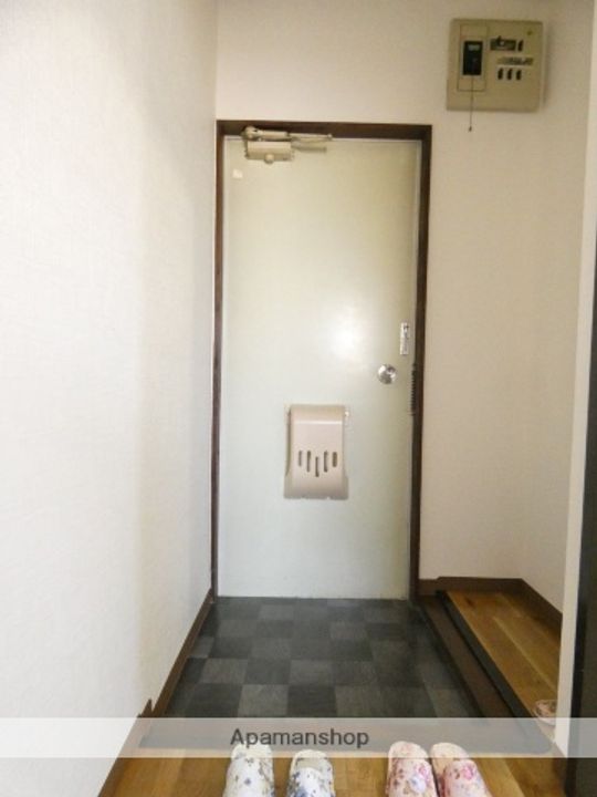 メゾン・ソレーユ101の玄関