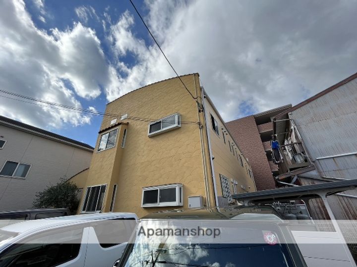 オリーブハウスの外観