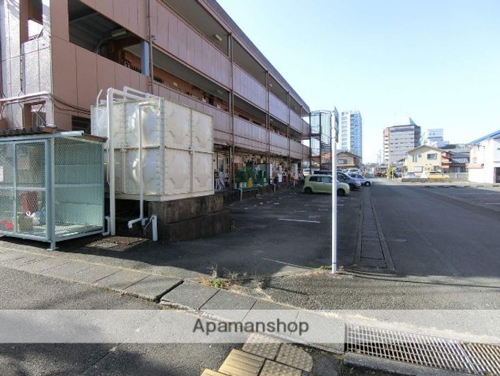 グランドコーポラスの外観