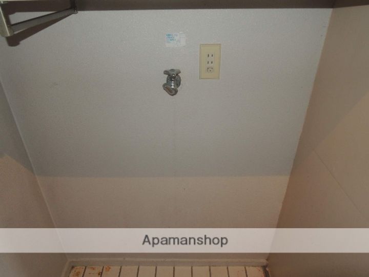 フォーラム和地山の内装