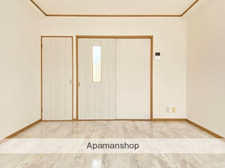 A−LIFE初生202の内装