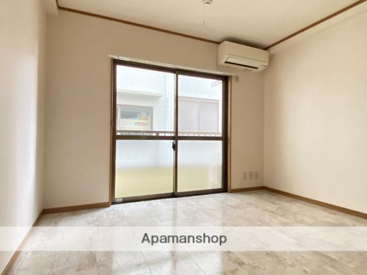 A−LIFE初生202の内装