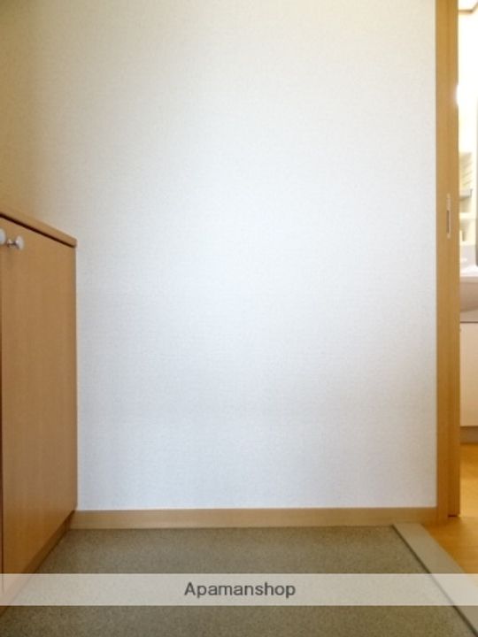 グランディアコートAの玄関