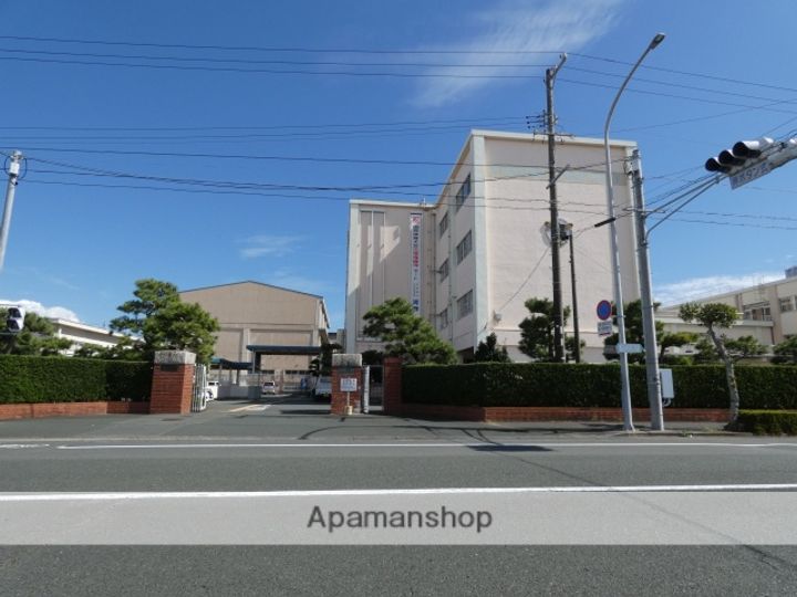 サンビュー新居Aの周辺