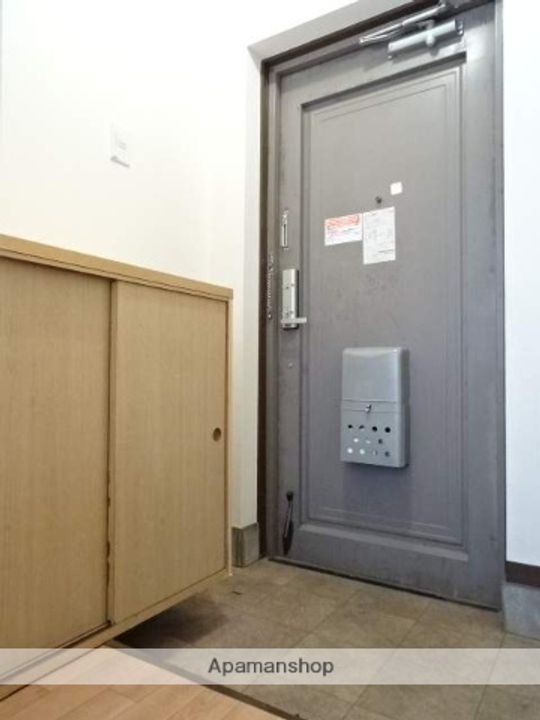 アクリティブⅠの玄関