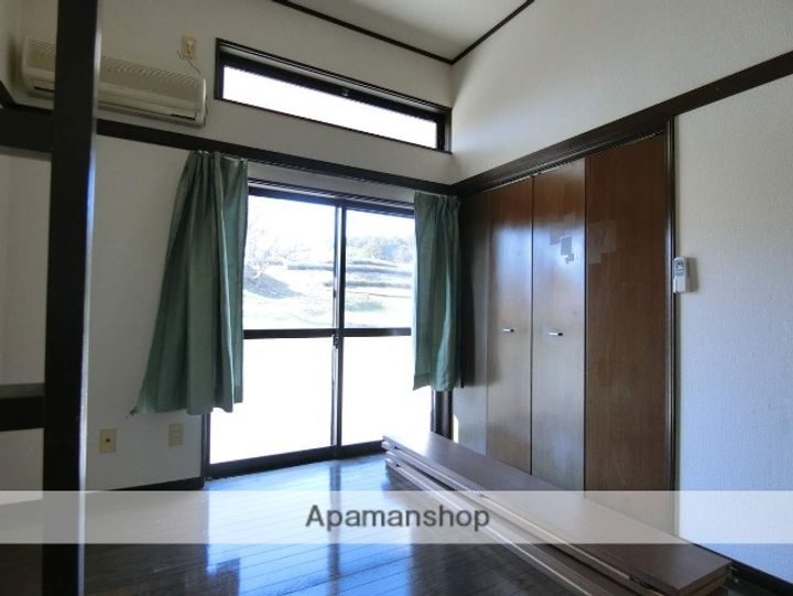 ネクシア桜木の居間