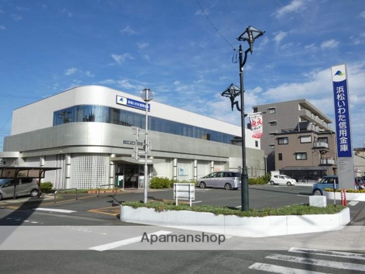 PARK SQUAREの周辺