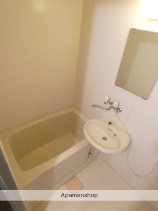 ジンヤビラ203の風呂