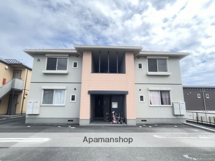 パールハイツAの外観