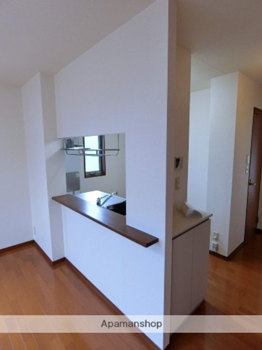 アイリスC102の内装