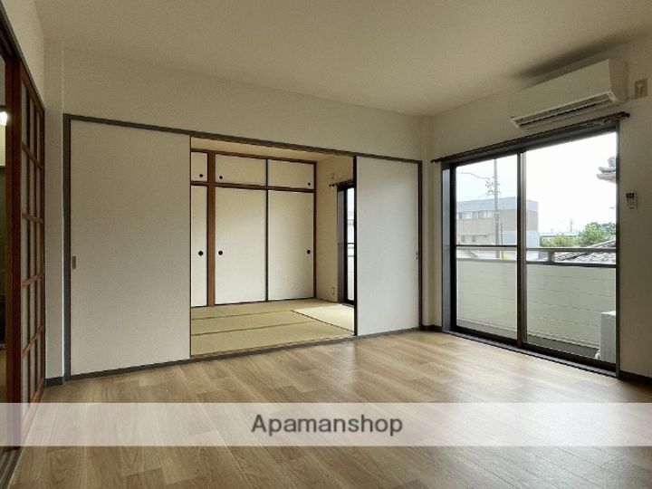 札木ハイムSの居間