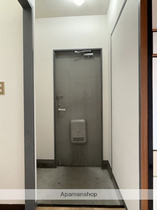 札木ハイムSの玄関