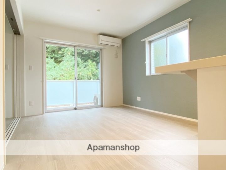 棒屋第13住吉ハイツの居間