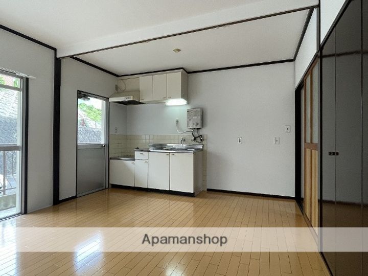 マンション佐鳴台101の内装