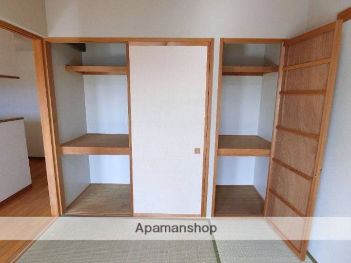 スカイコート菊川402の内装