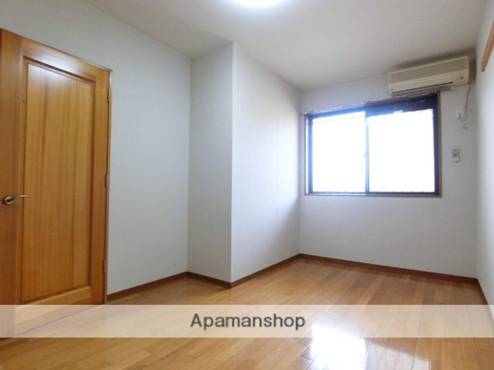 スカイコート菊川402の内装