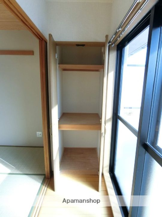 スカイコート菊川402の内装