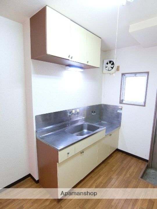 ハイツ石塚掛川Aのキッチン