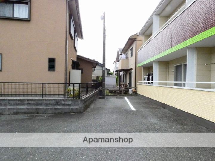 マイシティ若林の外観