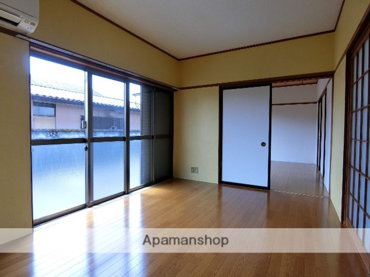 ビラコスモスF101の内装