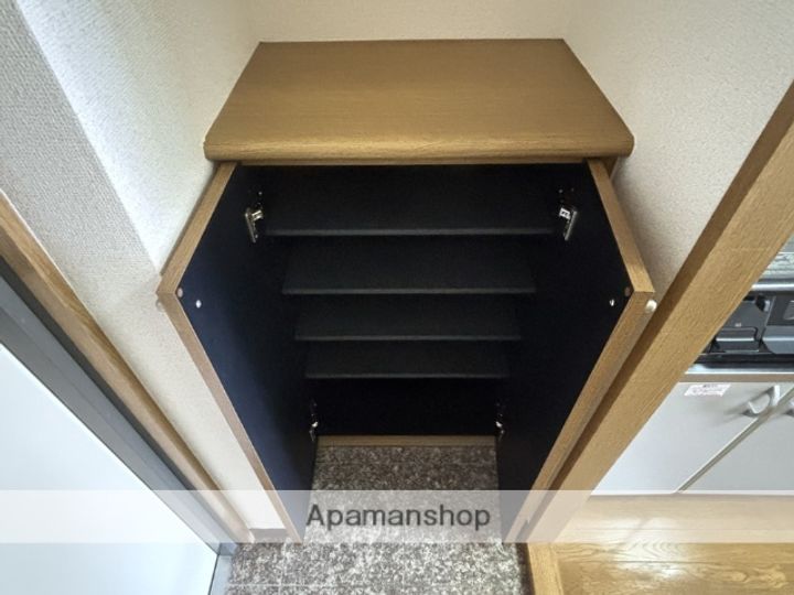 メゾンカネブン203の内装