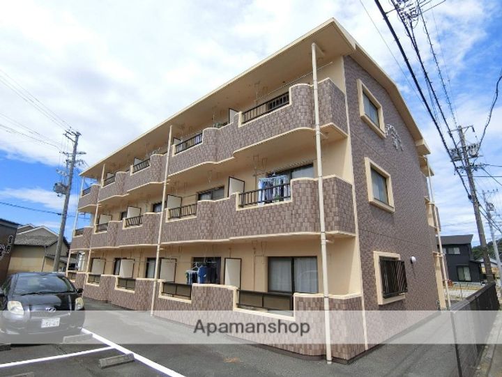 メゾンカネブン203の外観